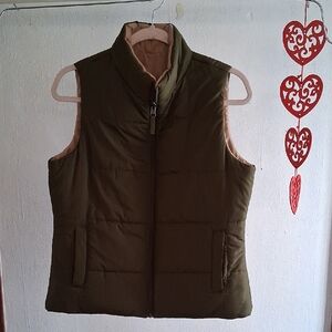 MERONA reversable Vest Never worn !! Olive Green And Tan